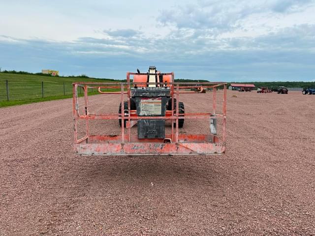 Image of JLG 600S equipment image 1