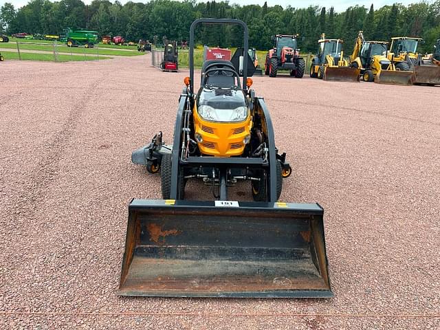 Image of Cub Cadet SC2400 equipment image 1