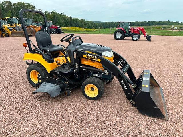 Image of Cub Cadet SC2400 equipment image 2