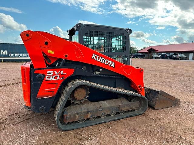 Image of Kubota SVL90-2 equipment image 2