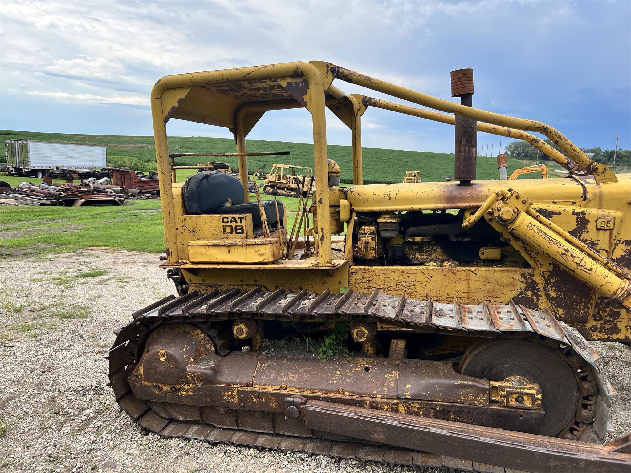 Main image Caterpillar D6