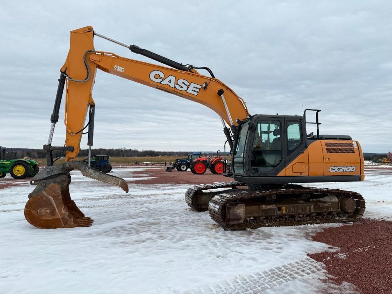 2019 Case CX210D Equipment Image0