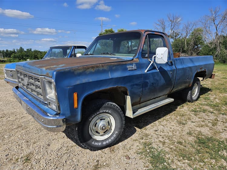 Extraordinary Custom Deluxe 10 Chevrolet Pictures
