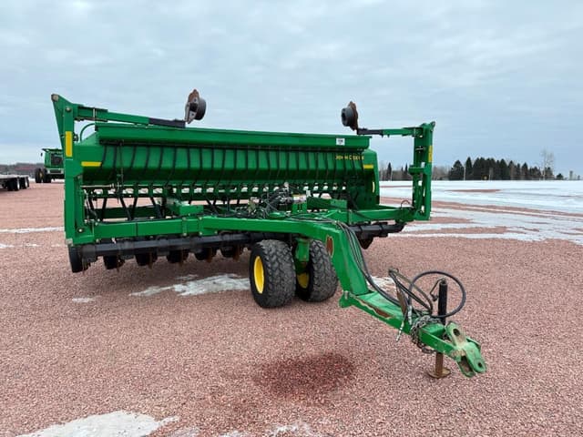 Image of John Deere 1590 equipment image 1