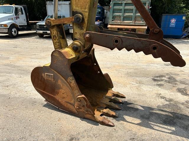 Main image Caterpillar 320L 11