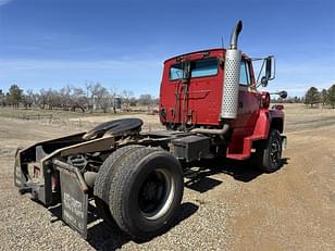 Main image Ford L8000 4