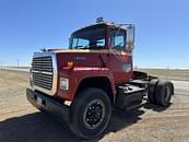 Thumbnail image Ford L8000 40