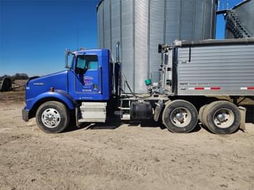 Main image Kenworth T800