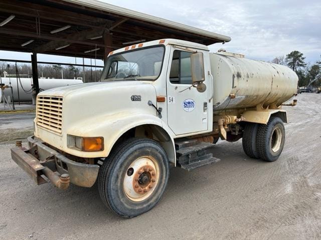 Main image International 4700