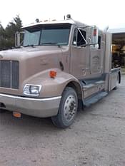 2000 Peterbilt 330 Equipment Image0