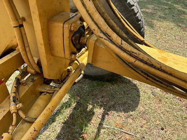 Main image Caterpillar 12H 27