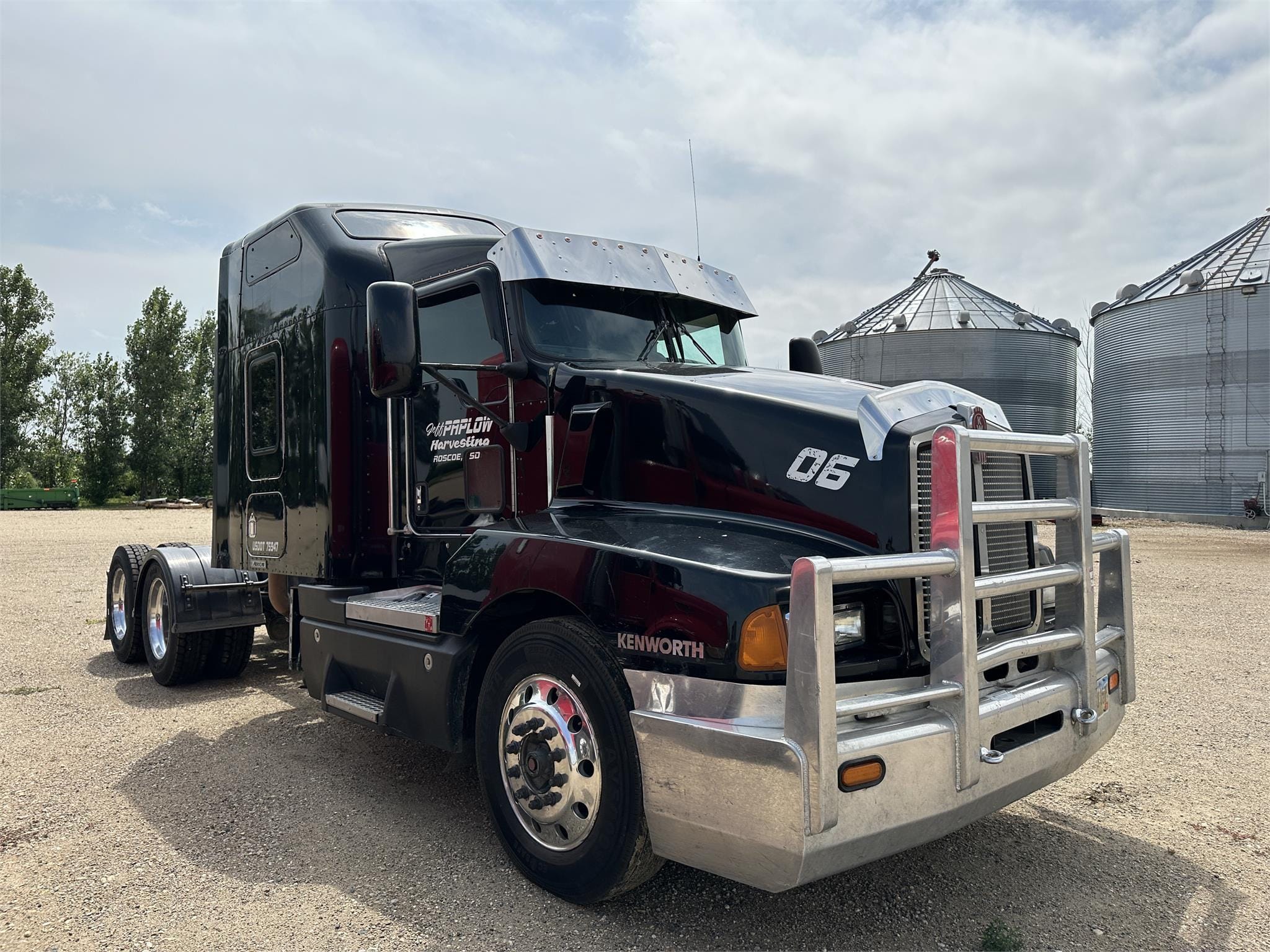 Main image Kenworth T600