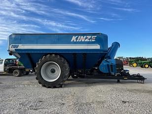 Main image Kinze 1100