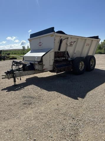 Main image Kuhn Knight SLC132