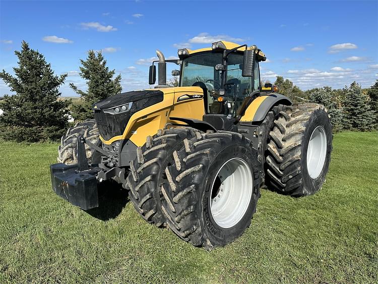 2019 Challenger 1050 Equipment Image0