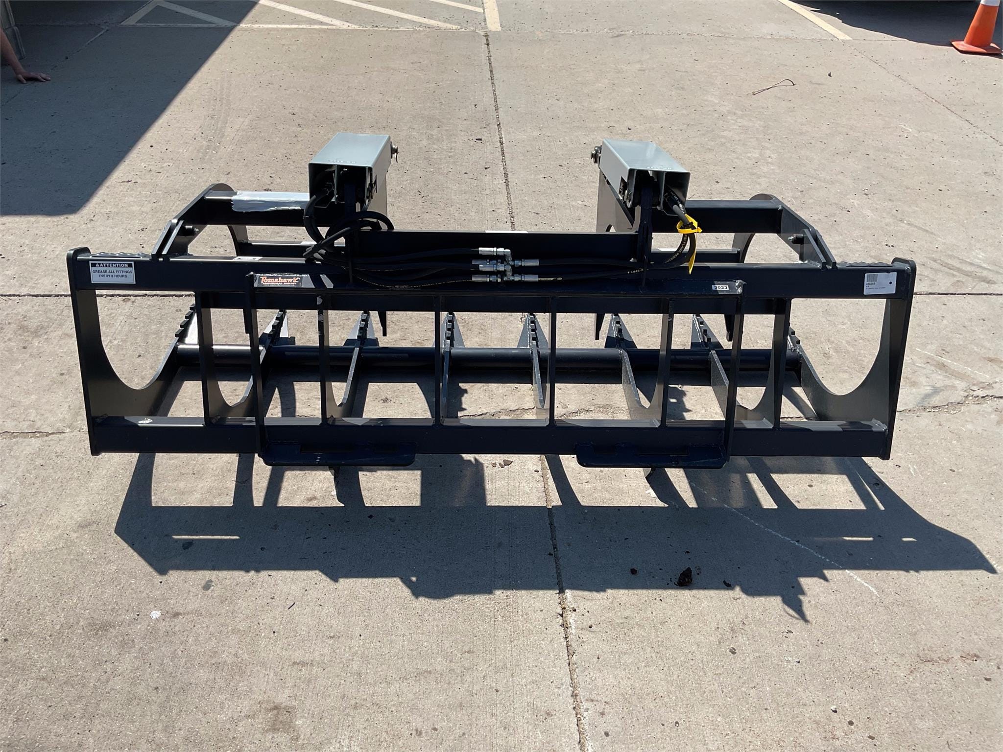 Main image Tomahawk 3024