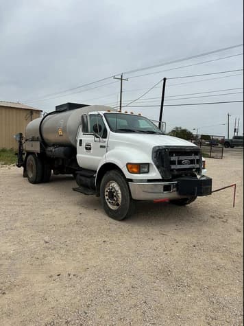 Main image Ford F-750