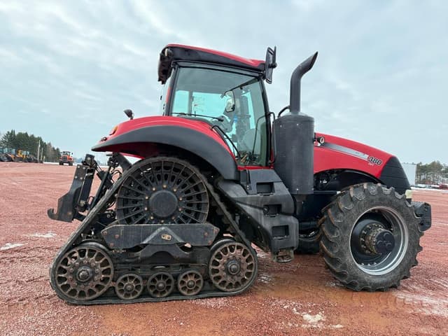 Image of Case IH Magnum 380 equipment image 3
