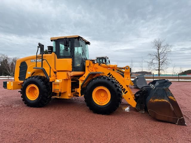 Image of Hyundai HL960 equipment image 2