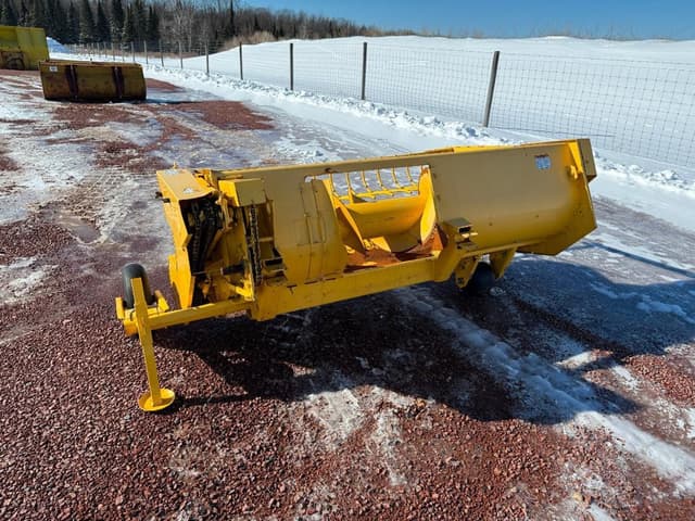 Image of New Holland FP230 equipment image 3