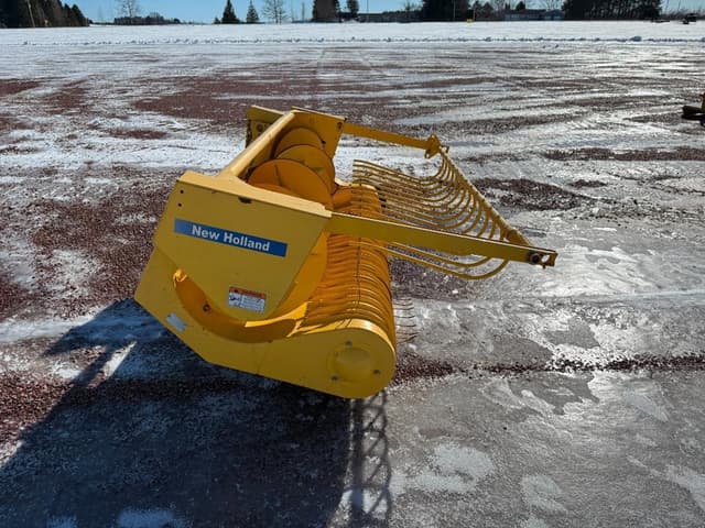 Image of New Holland FP230 equipment image 1
