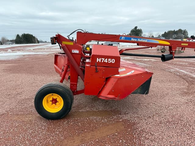 Image of New Holland H7450 equipment image 3