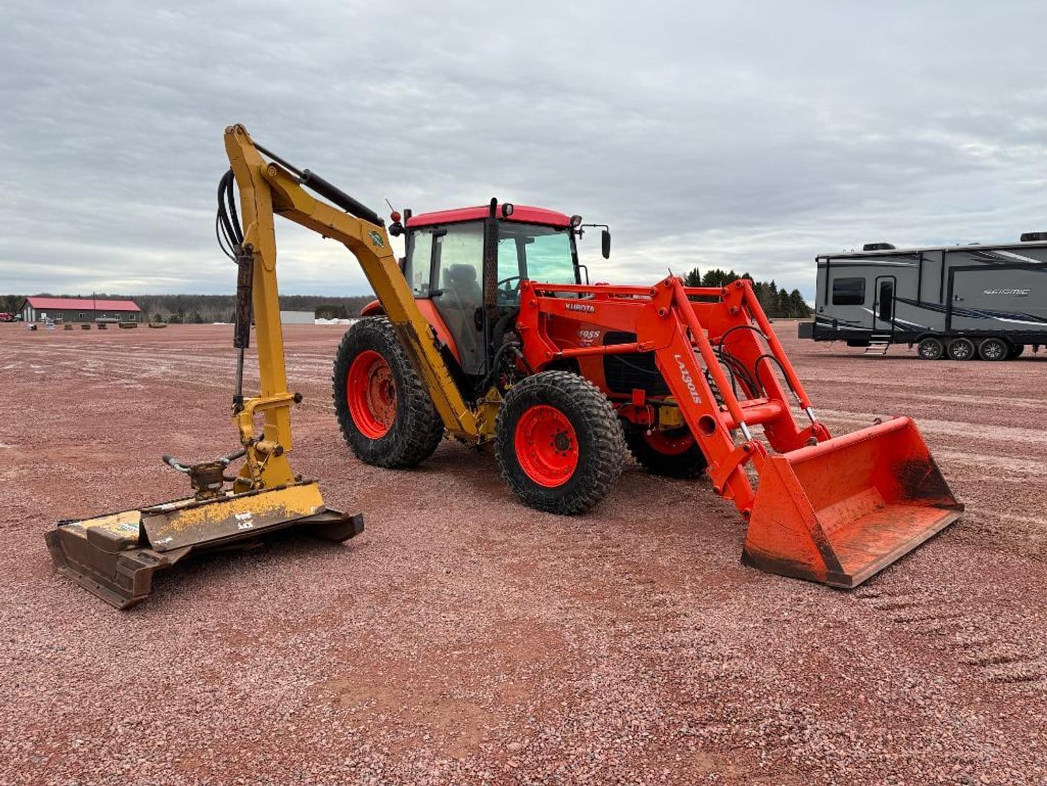2005 Kubota M95S Equipment Image0