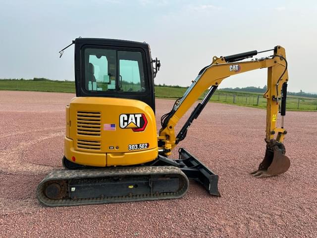 Image of Caterpillar 303.5E CR equipment image 2