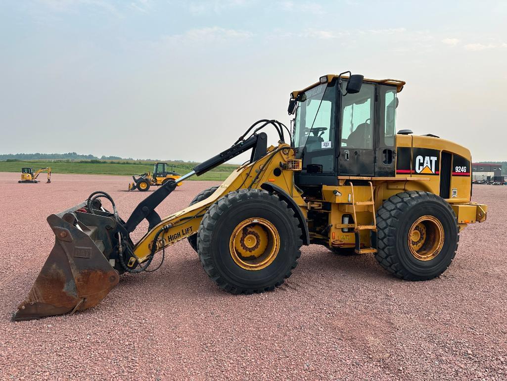 Image of Caterpillar 924G Primary image