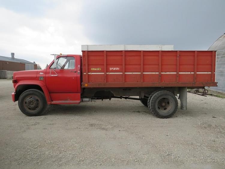 1974 Chevrolet C60 Equipment Image0