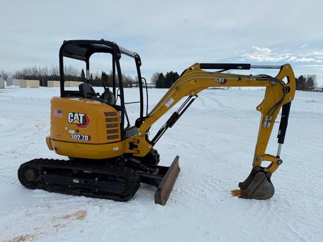 Image of Caterpillar 302.7D CR equipment image 1