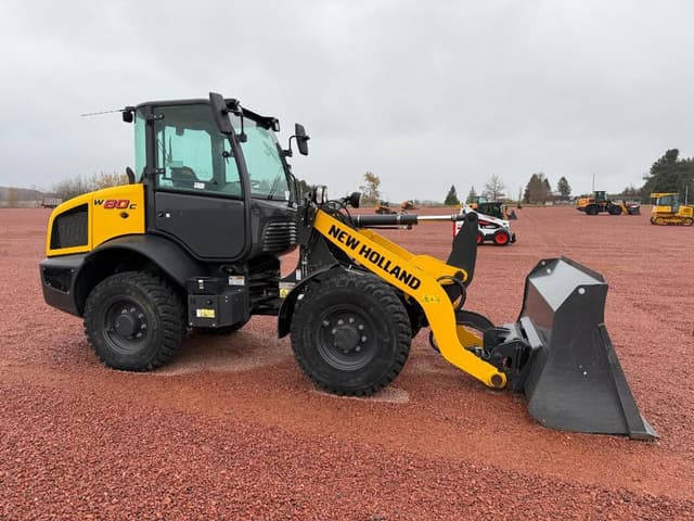 Image of New Holland W80C equipment image 2