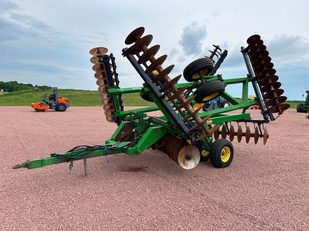 Image of John Deere 630 Primary image