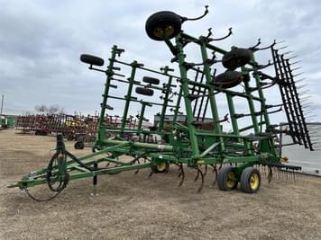 Main image John Deere 2210