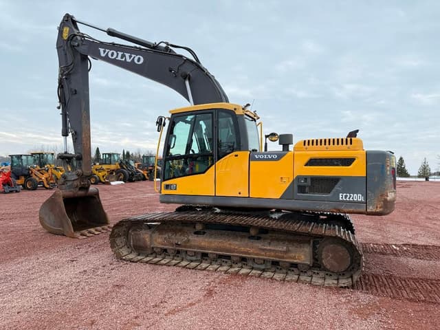 Image of Volvo EC220DL equipment image 4