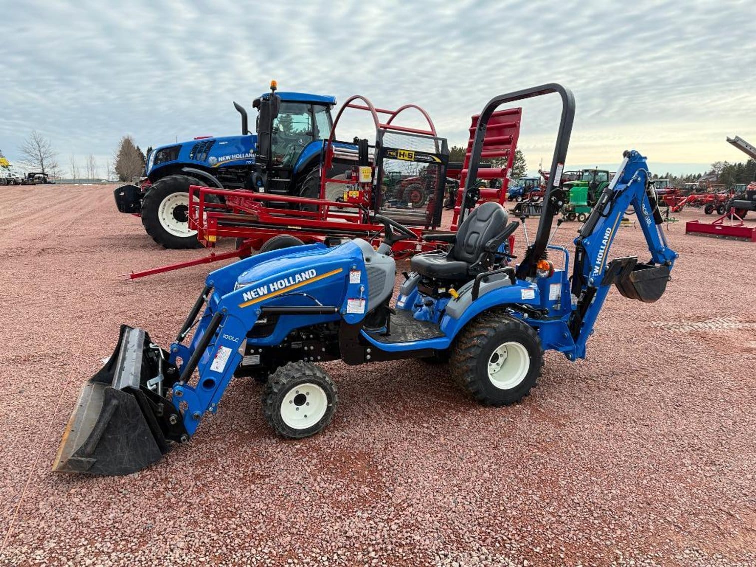 2023 New Holland Workmaster 25S Equipment Image0