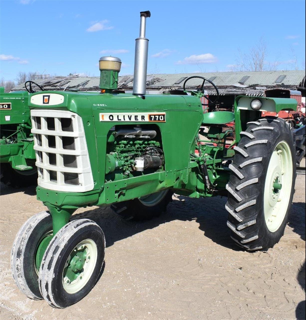 Main image Oliver 770