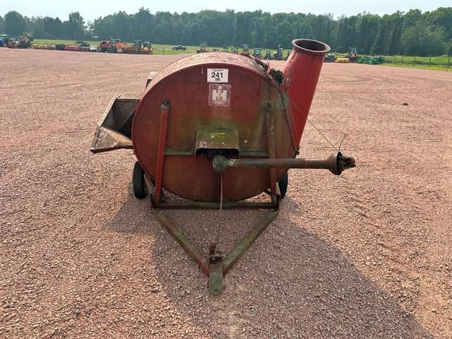 Image of International Harvester 56 equipment image 1