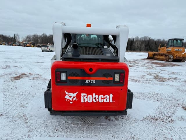 Image of Bobcat S770 equipment image 4