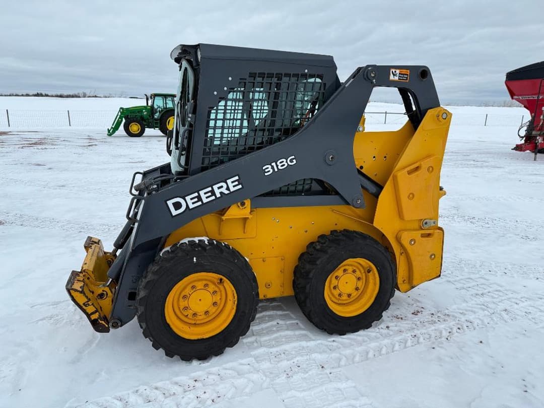 Image of John Deere 318G Primary image