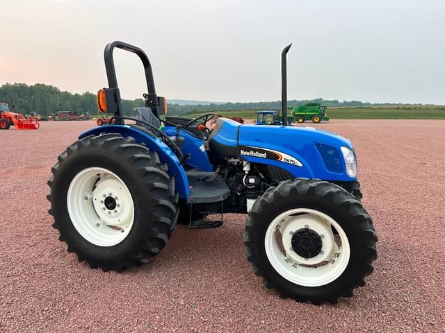 Image of New Holland TN75A equipment image 2