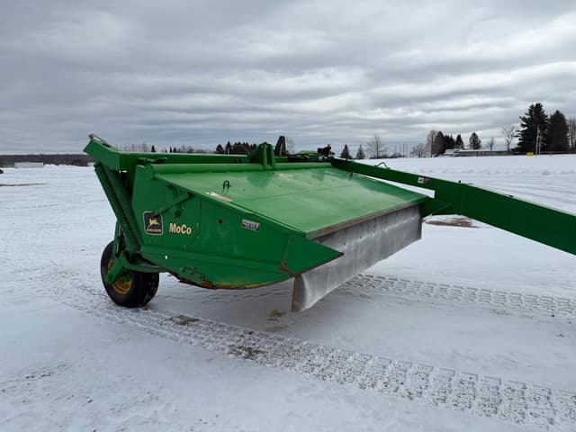 Image of John Deere 920 equipment image 1