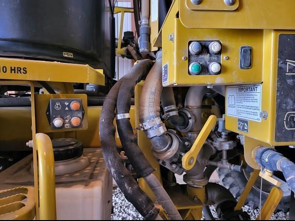 Main image Ag-Chem RoGator SS884 29