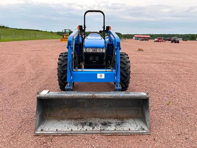 Image of New Holland TN65 equipment image 1
