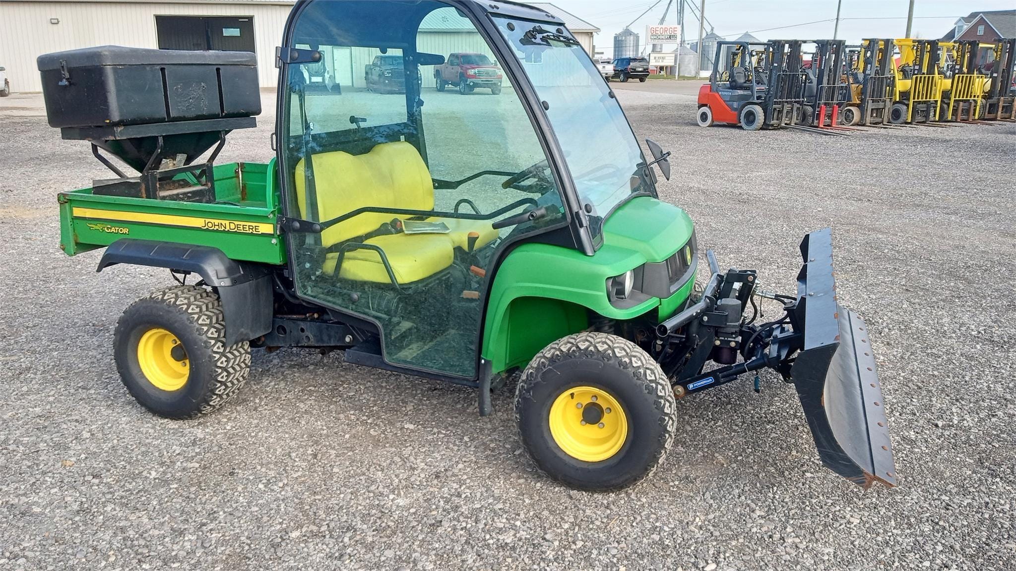 Main image John Deere Gator HPX