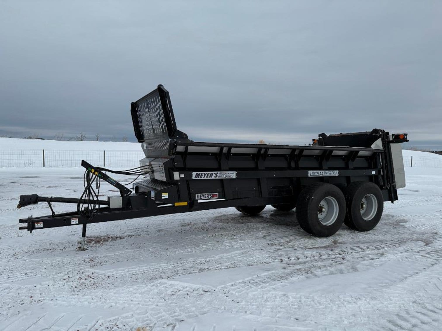 2024 Meyer's VB280 Equipment Image0