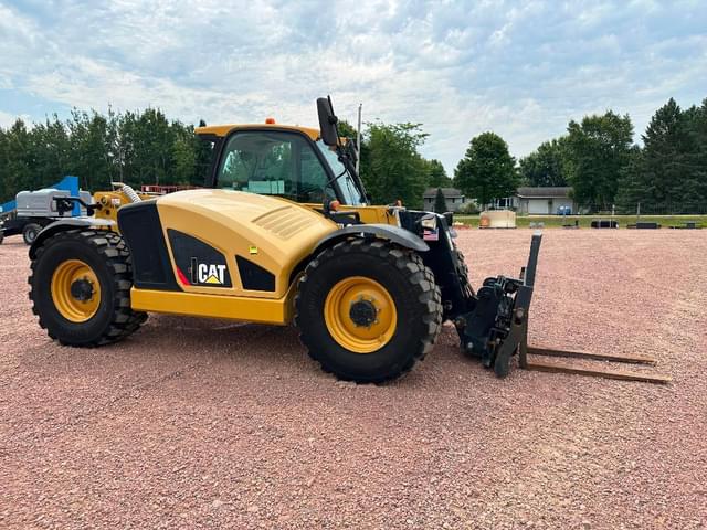 Image of Caterpillar TH357D equipment image 2
