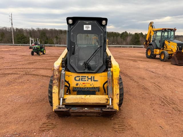 Image of Gehl R260 equipment image 1