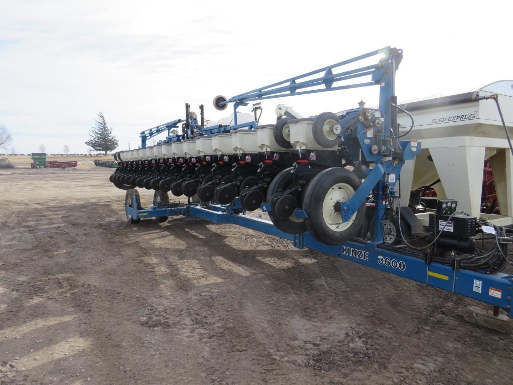 Main image Kinze 3600