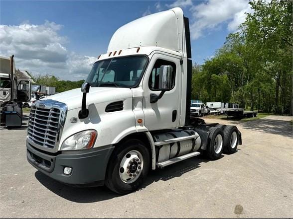 Main image Freightliner Cascadia 113